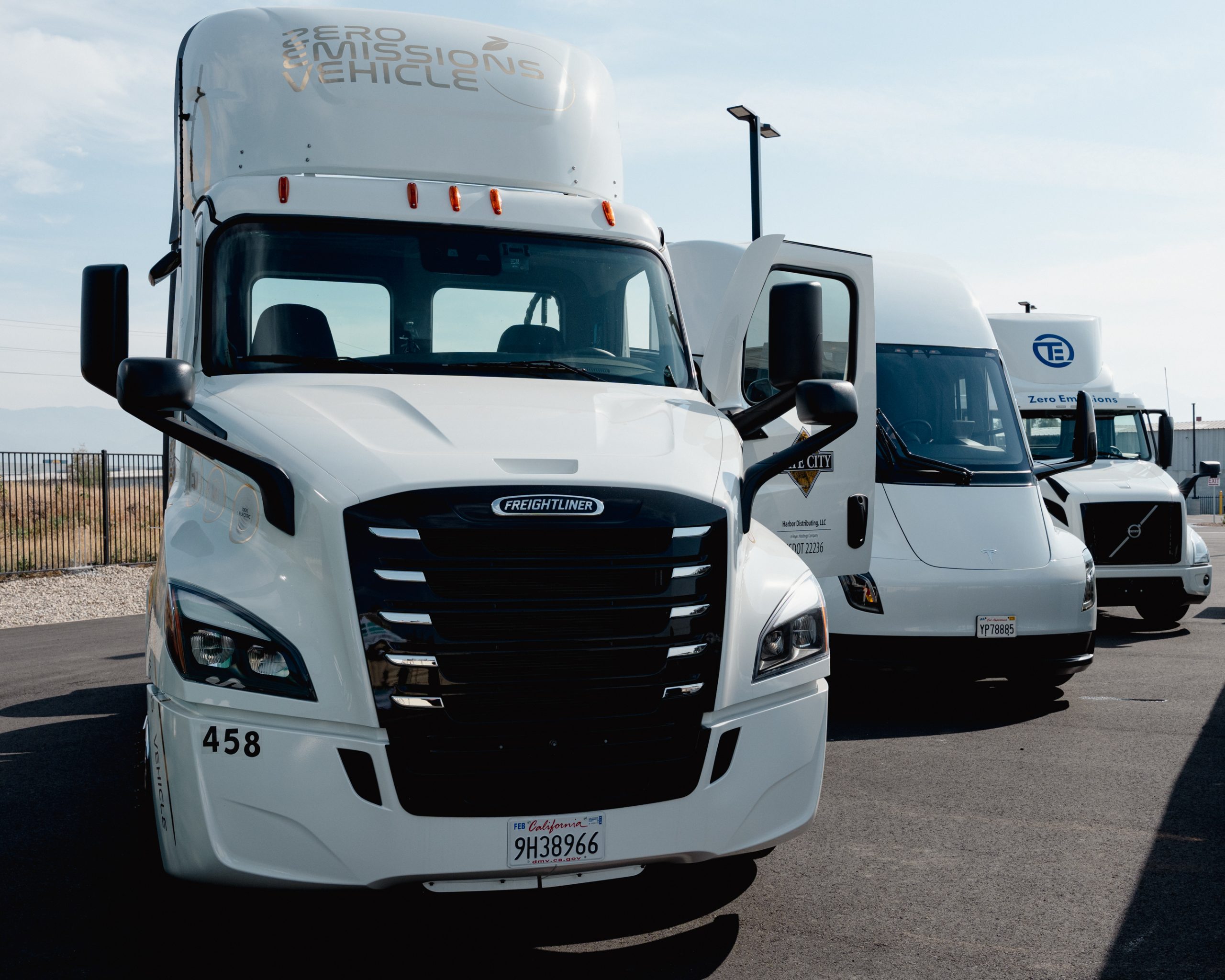 Zero Emissions Semi-Truck ready for EV Charging